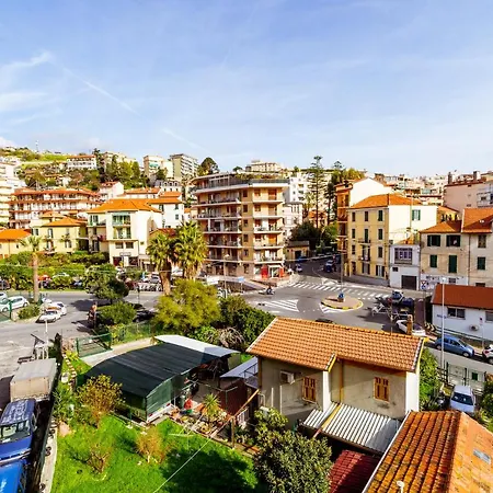 A Casa Vostra Διαμέρισμα Σαν Ρέμο